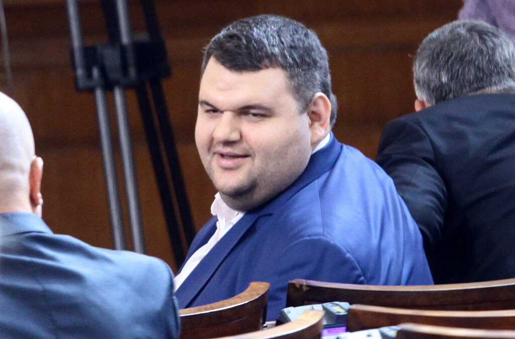 Пеевски използва изказване на Цацаров и обяви: Нали е ясно, че нямам влияние върху съдебната система Пеевски използва изказване на Цацаров и обяви: Нали е ясно, че нямам влияние върху съдебната система