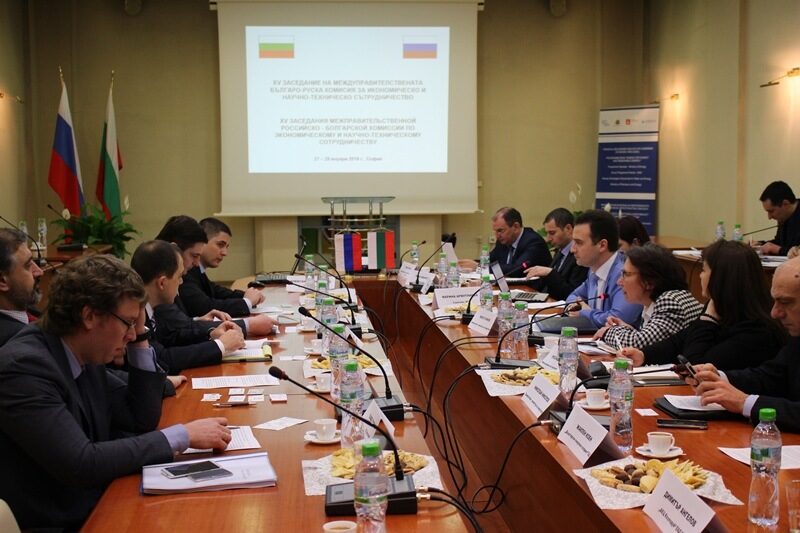 Енергетиката остава водеща в българско-руските отношения, газовият център е на дневен ред