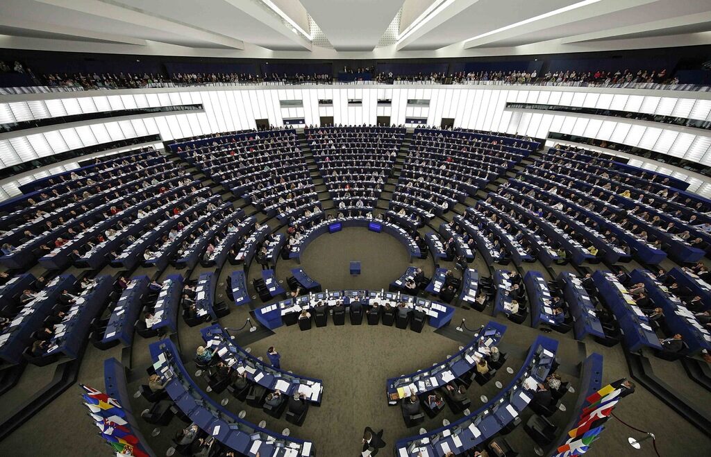 Eвропейският парламент призова България за възстанови неправомерно използвани евро средства