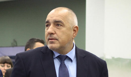 Бойко Борисов нареди ГЕРБ да отмени забраната за къмпингуване Бойко Борисов нареди ГЕРБ да отмени забраната за къмпингуване