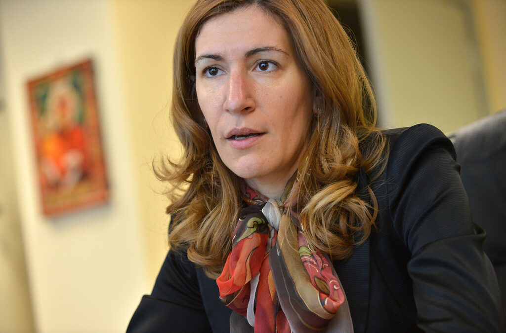 Николина Ангелкова