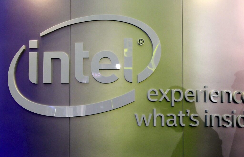 Intel променя стратегията си за разработка на нови процесори