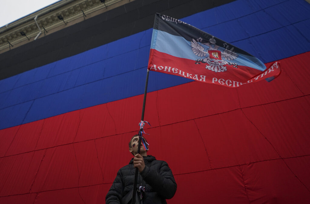"Билд": Донбас на практика се управлява от пет руски министерства