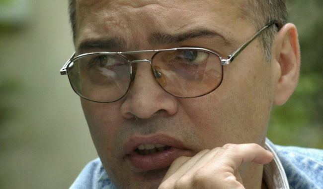 Тихомир Безлов