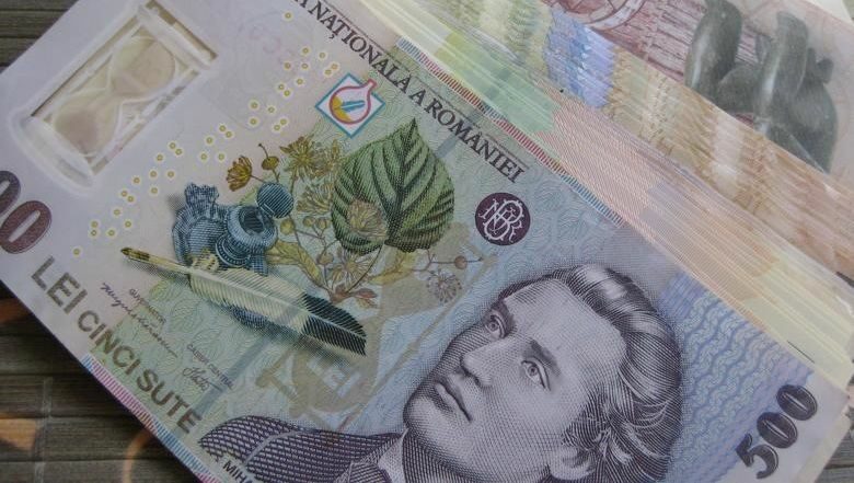 Заплатите на преподавателите в Румъния ще се увеличат с до 30 процента догодина