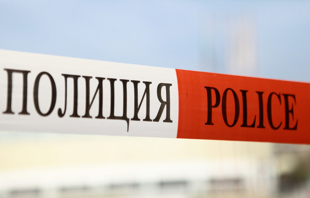 Мъж е задържан около бившия хотел "Плиска" при специализирана акция на МВР