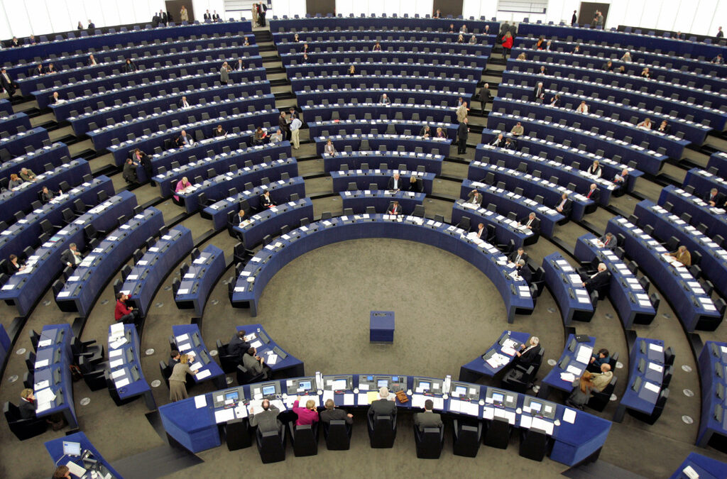 Европарламентът гласува създаването на комисия за "Досиетата от Панама"