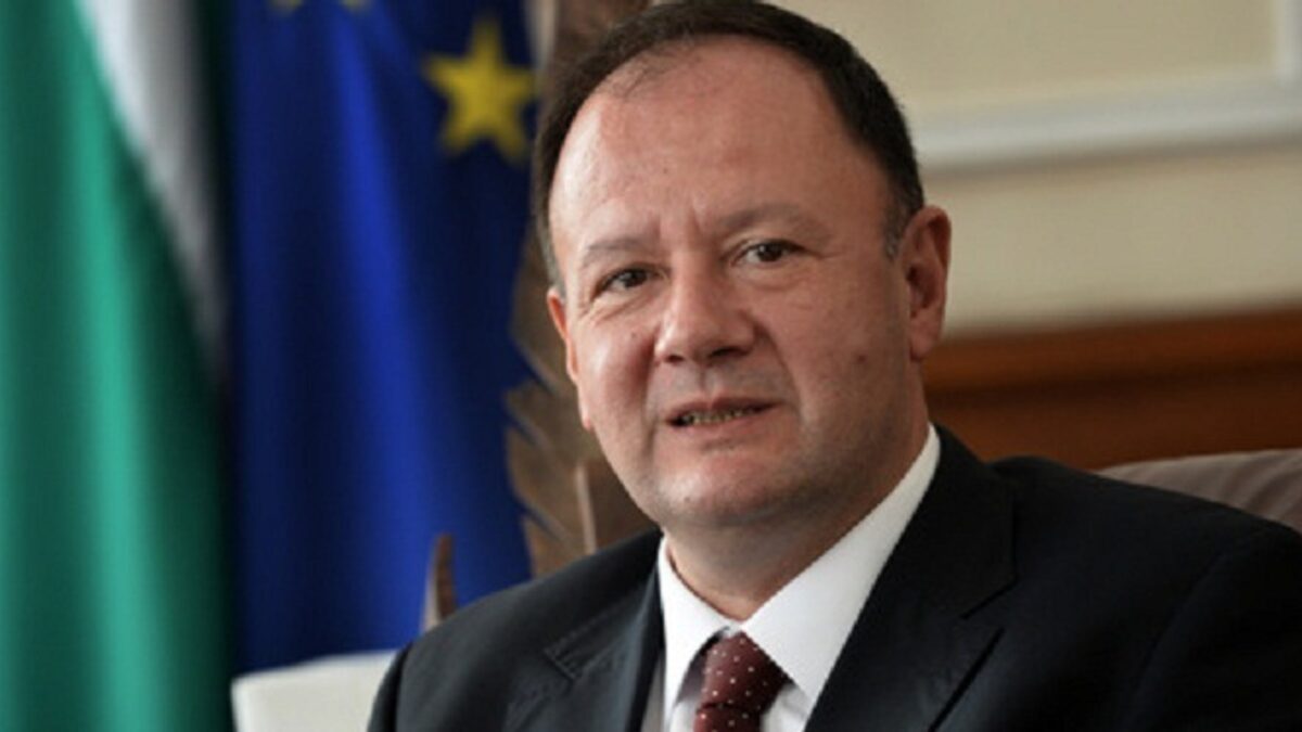 Михаил Миков Михаил Миков