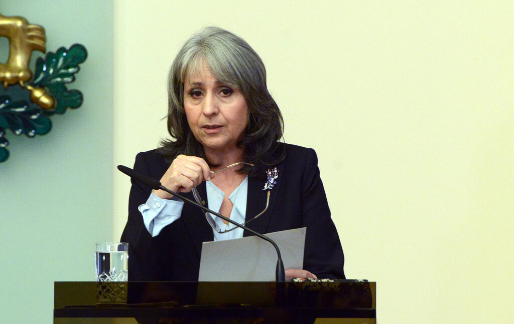 Маргарита Попова обмисля дали да се кандидатира за президент