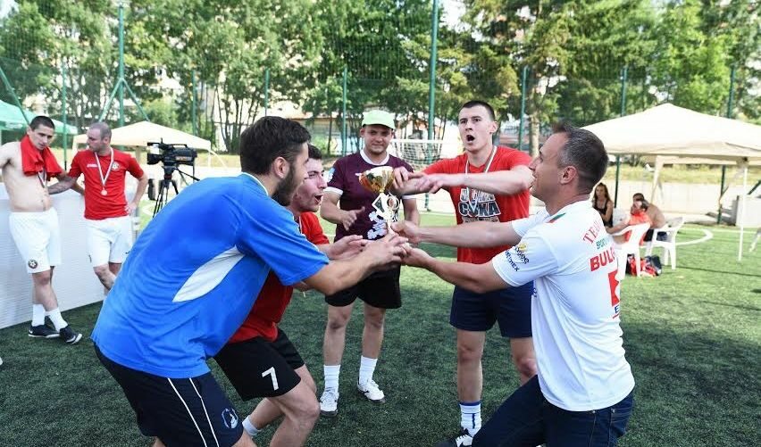 Радостта на шампионите в националното първенство