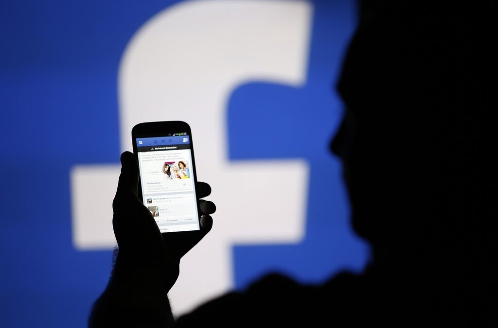 Facebook въвежда нови правила за подбор на публикации