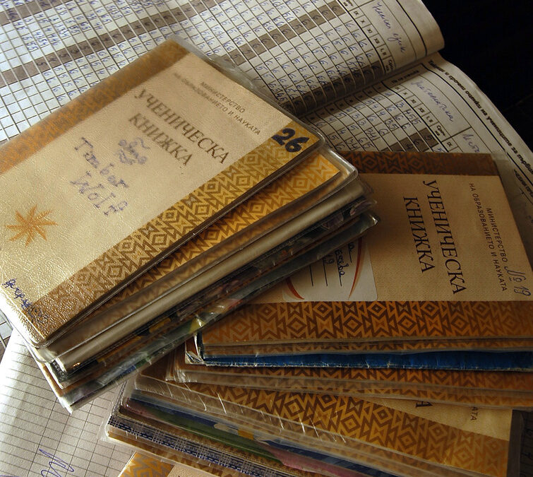 Училищата вече няма да бързат да изключват ученици за неизвинени отсъствия