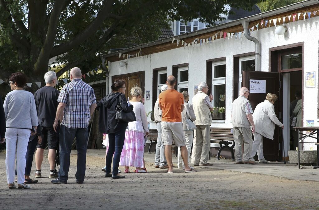 Партията на Меркел отстъпва и в Берлин Партията на Меркел отстъпва и в Берлин