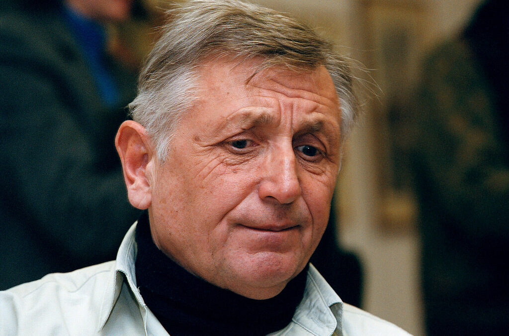 Почина Иржи Менцел