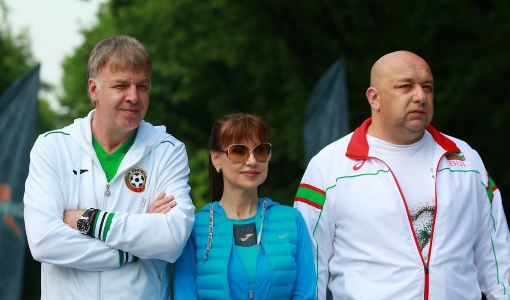 Кралев заяви, че щом президентът на федерацията по художествена гимнастика е решила да се води централизирана подготовка, всички трябва да се съобразяват Кралев заяви, че щом президентът на федерацията по художествена гимнастика е решила да се води централизирана подготовка, всички трябва да се съобразяват
