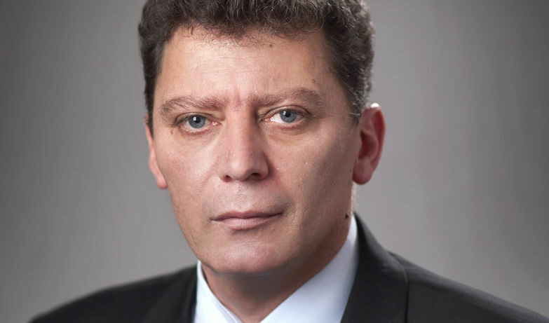 Спас Попниколовизточник: Администрация на държавния глава