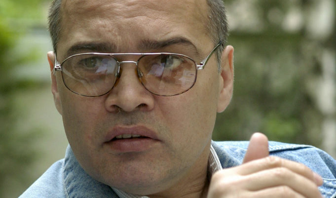 Тихомир Безлов