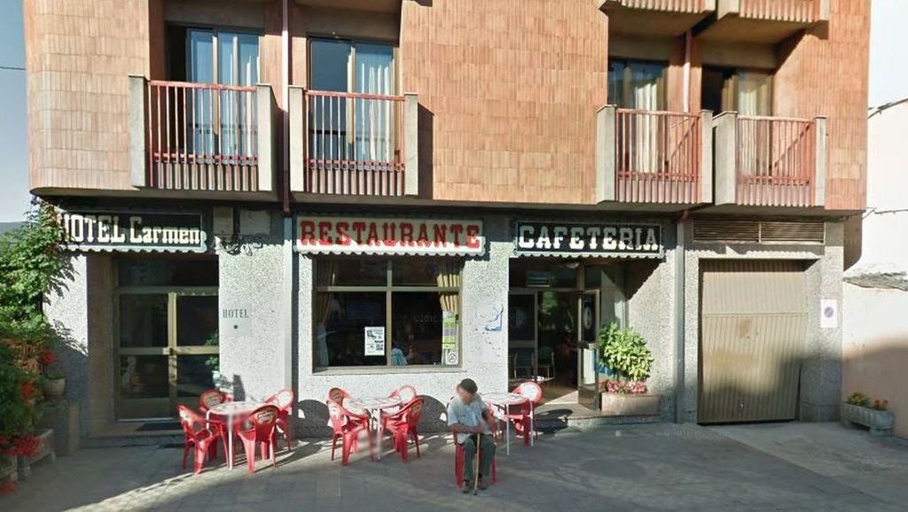 120 гости на кръщене в испански ресторант се "изнизаха" на влакче без да платят