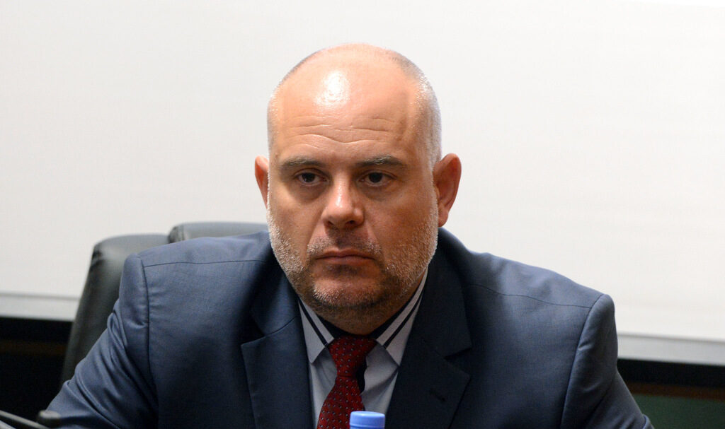 Прокуратурата задържа група за трафик на мигранти, но няма доказателства за преведени хора