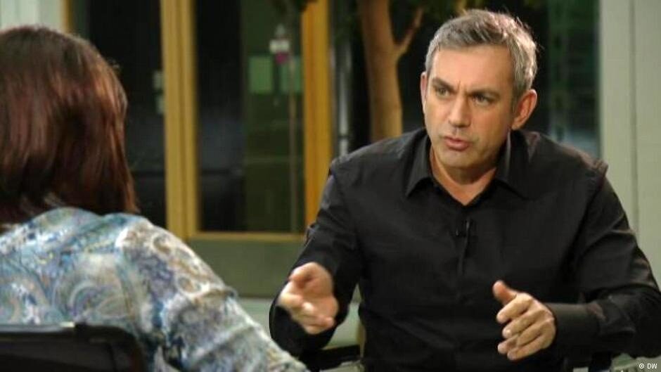 Владимир Каминер, писател: Руснаците са нормални хора, просто имат проблем с властта Владимир Каминер, писател: Руснаците са нормални хора, просто имат проблем с властта