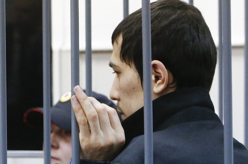 Аброр Азимов, заподозрян от руските служби, че е организирал атентата в Санкт Петербург. Аброр Азимов, заподозрян от руските служби, че е организирал атентата в Санкт Петербург.