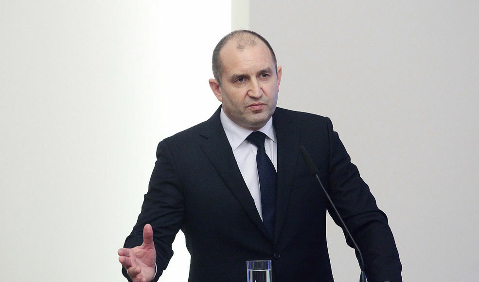 Радев: Благодарение на цифровите технологии за един ден може да се свали правителство