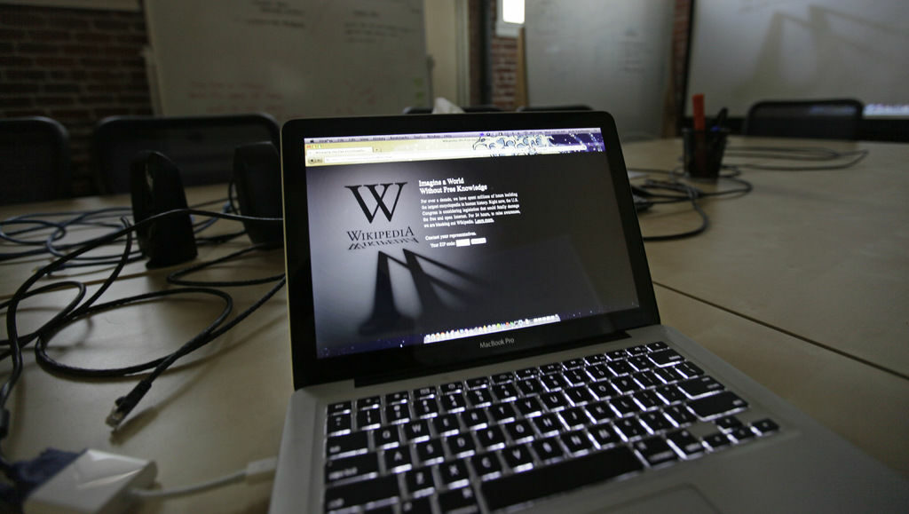 Турция спря достъпа до "Уикипедия" Турция спря достъпа до "Уикипедия"