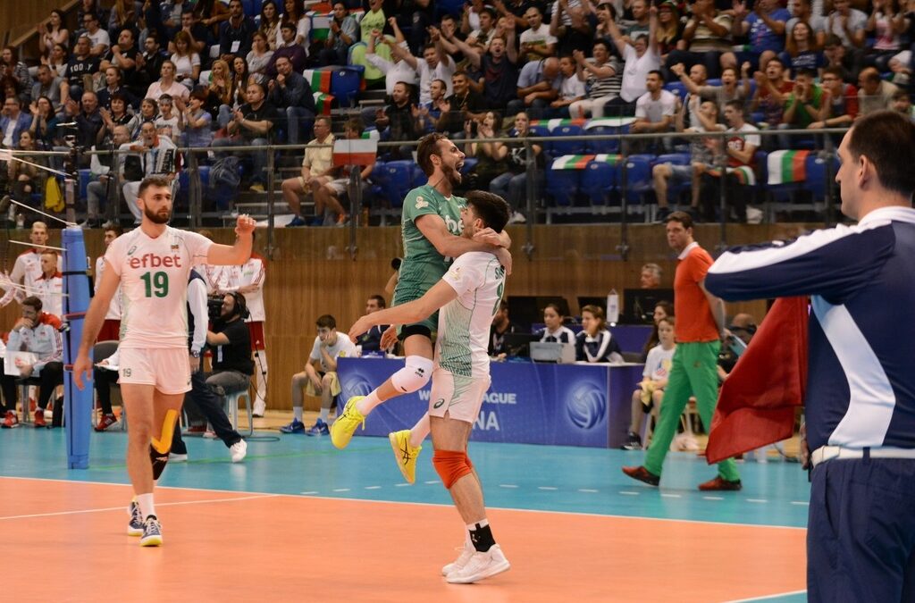 България губеше с 1:2 гейма и 19:21, но успя да обърне мача
