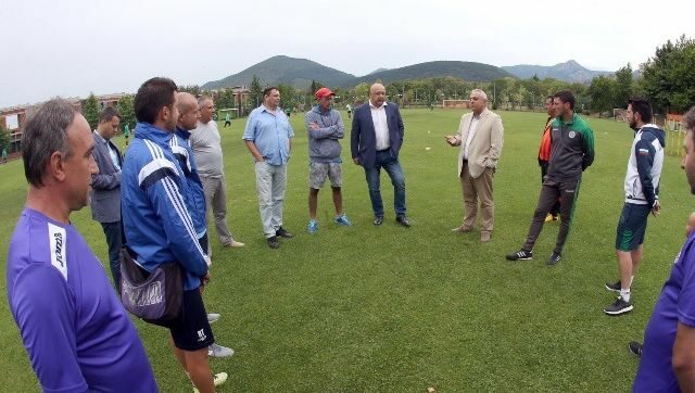 Спортният министър Красен Кралев посети лагера в Сливен