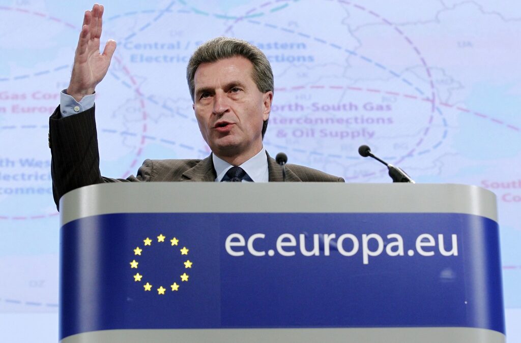 Турция вероятно ще остане без милиарди евро помощ от ЕС, прогнозира европейският комисар за бюджета