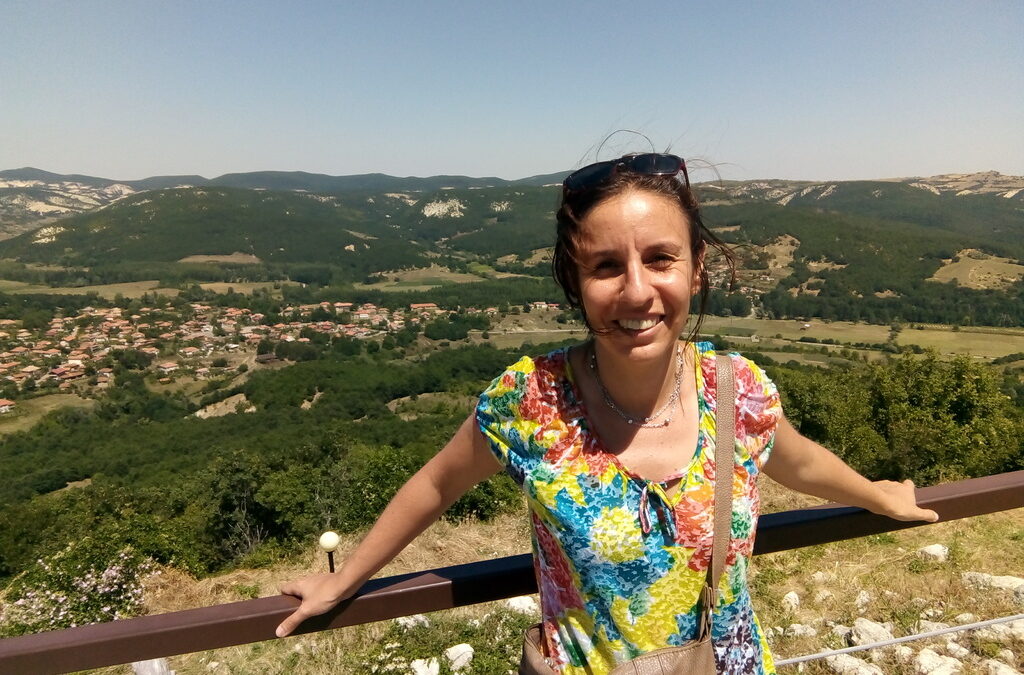 Матилда Нахабедян е родена в България и живее и учи тук до 22-годишна възраст. След това заминава за Холандия. Преди време получава холандско гражданство, което означава, че трябва да се откаже от българското си.