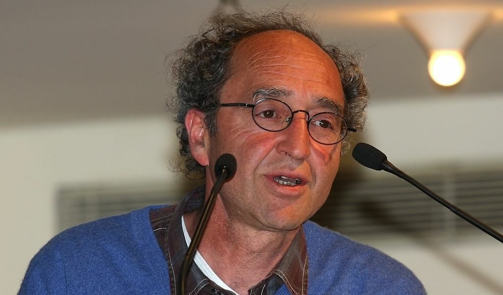 Доган Акханлъ, архив от 2009 г.