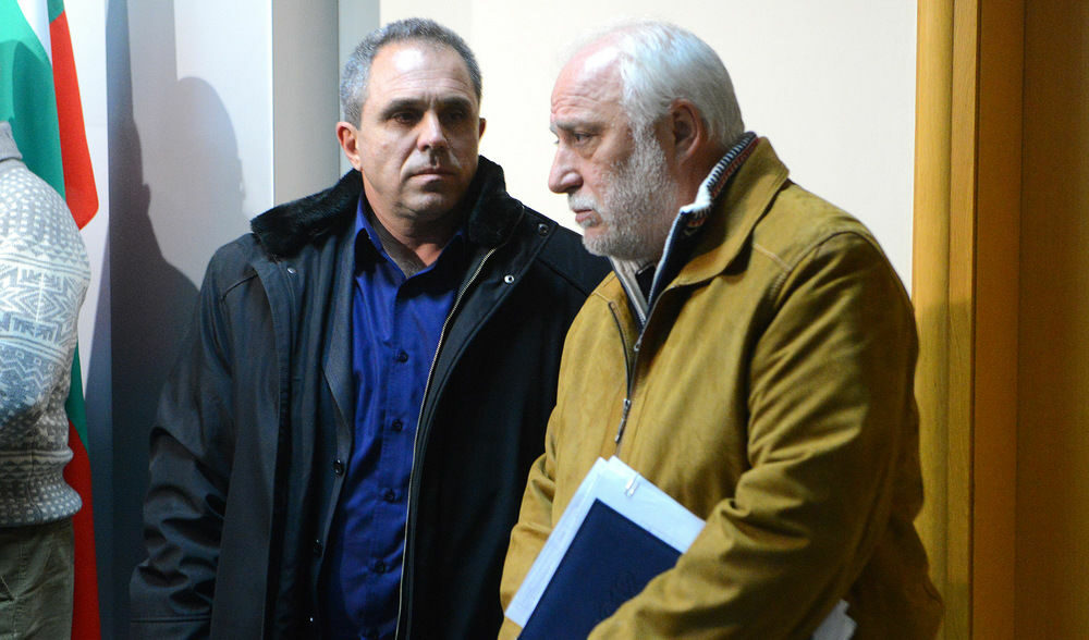 Емилиян Гебрев, вдясно, собственик на "Емко".