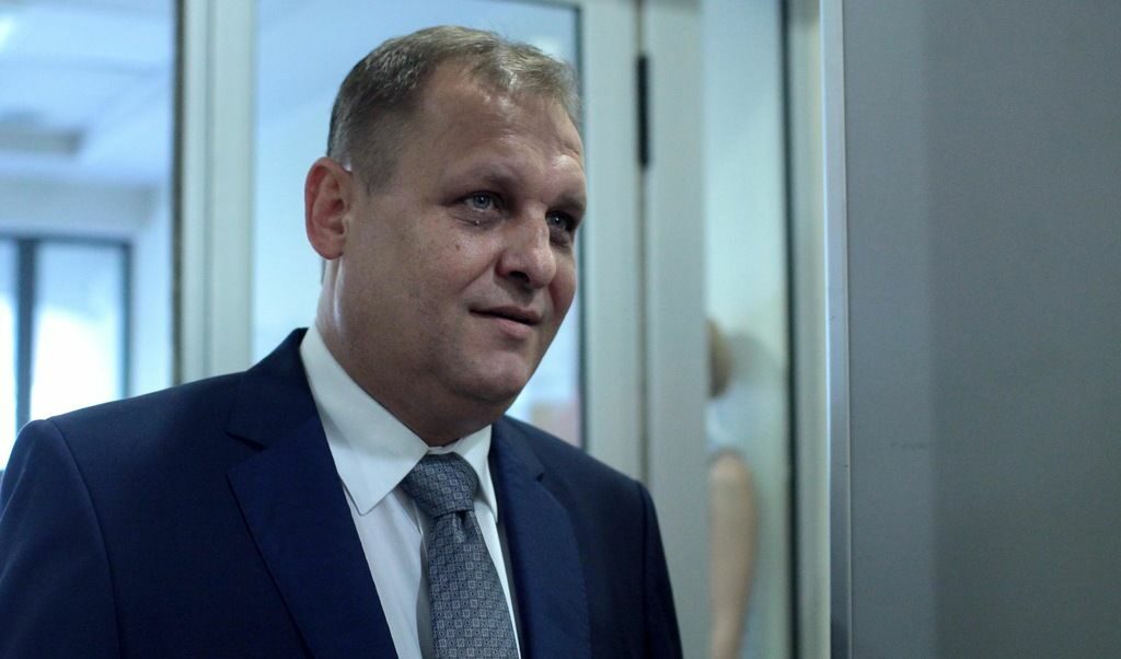 Георги Чолаков бе избран от бившия вече ВСС, но все президентът не е издал указ за назначаването му, нито е върнал процедурата на съвета.