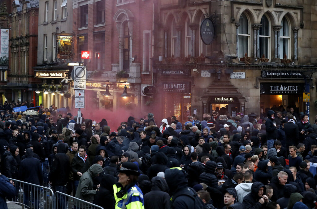 "Манчестър сити" е платил допълнително 80 хиляди паунда на полицията в града за охрана на мача с "Фейенорд"