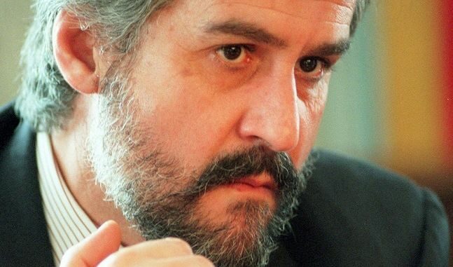 Мануел Марин Мануел Марин