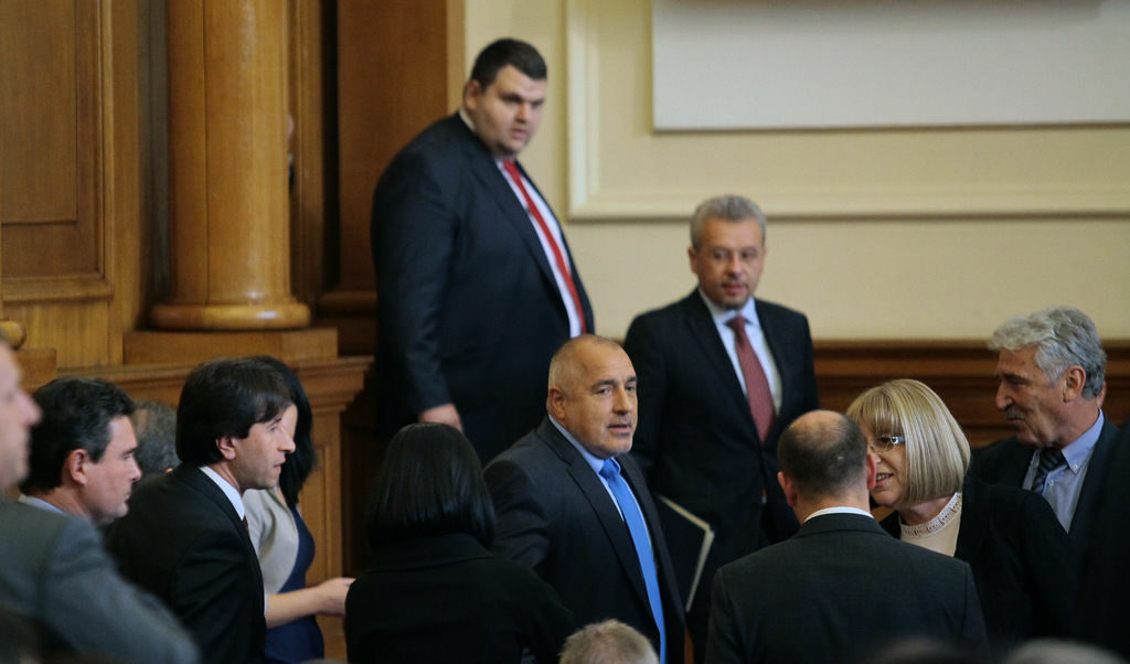 Делян Пеевски и Бойко Борисов в парламента