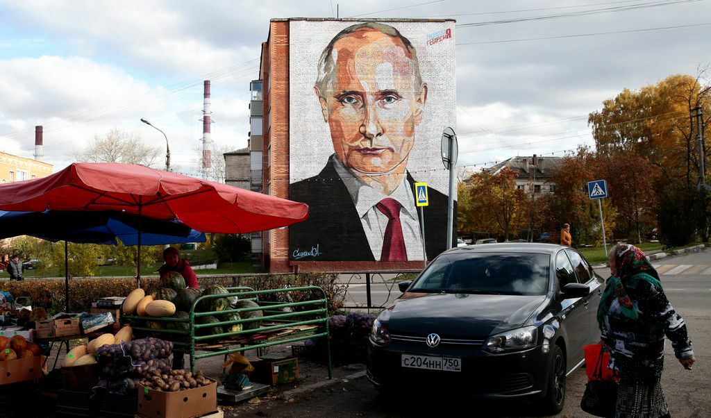 Инициативен комитет издигна Владимир Путин като независим кандидат за изборите през 2018 г.