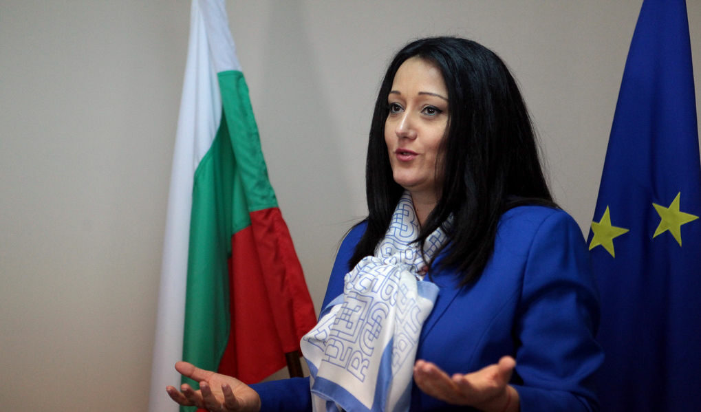 Лиляна Павлова представя днес два клипа за българското европредседателство