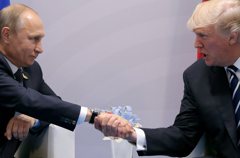 Докато Тръмп още се очарова от Путин, Русия печели влияние по света