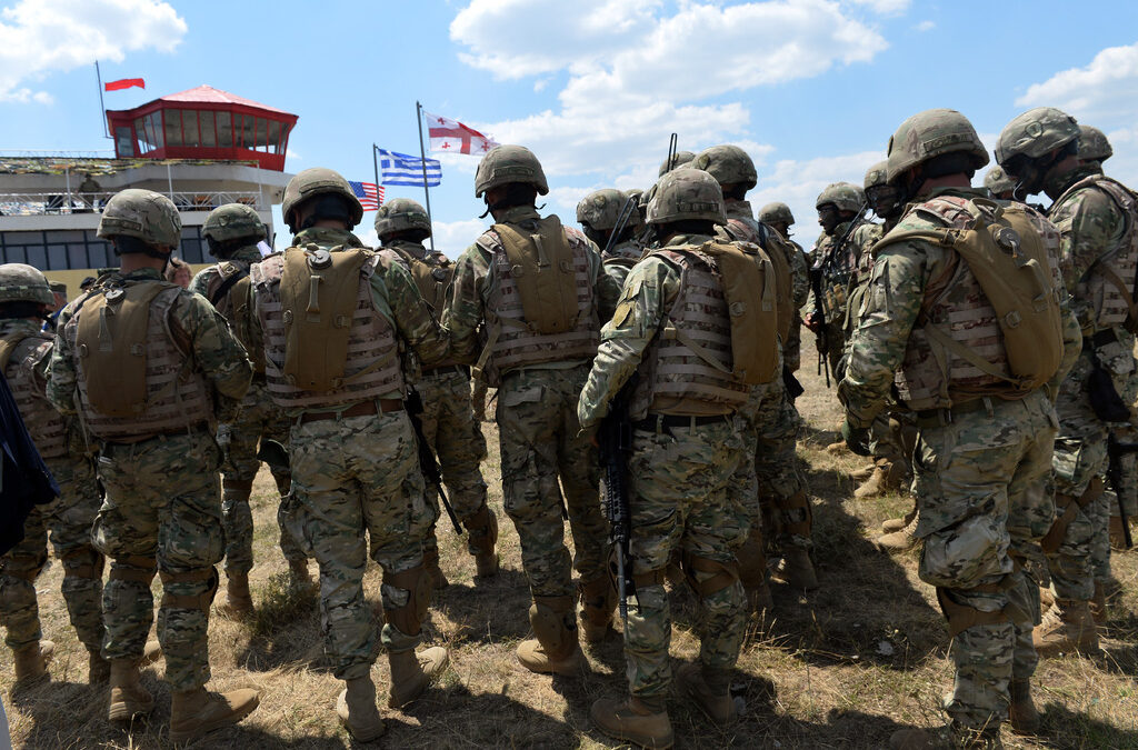 Атлантическият съвет смята, че доброволната военна служба не е добър вариант