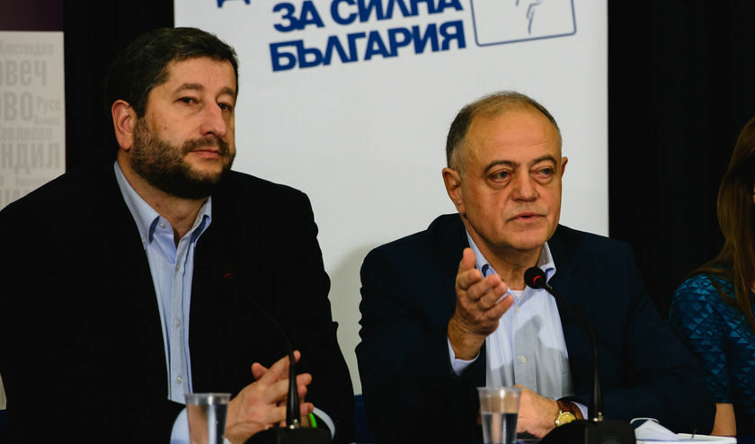 Христо Иванов и Атанас Атанасов
