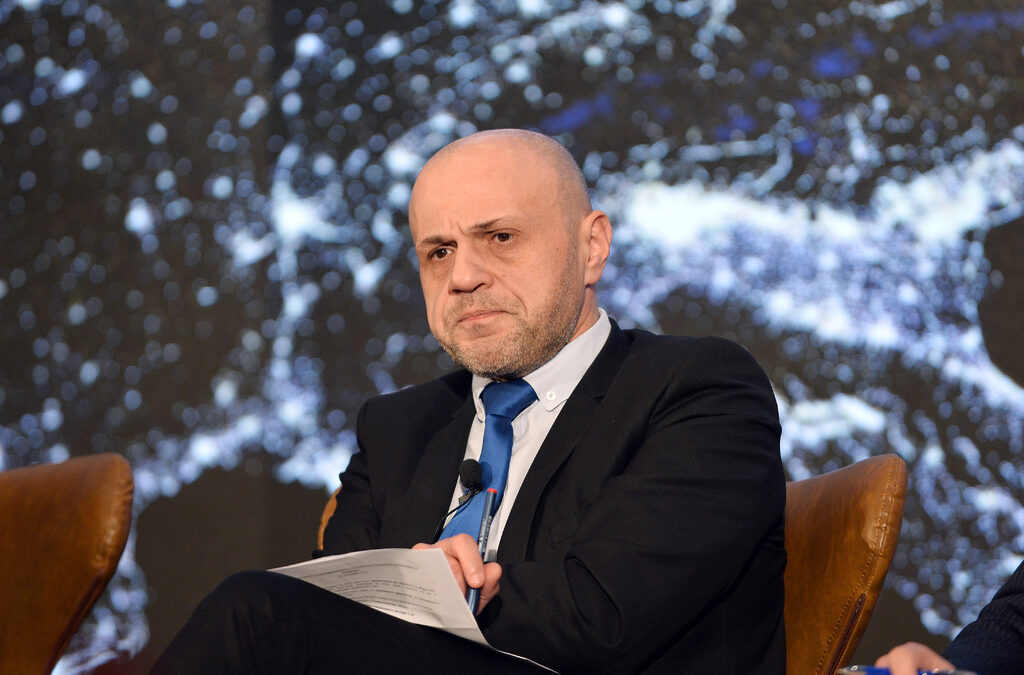 Резервът за квалифицирани кадри за бизнеса е в съкращенията на администрацията, показа изследване