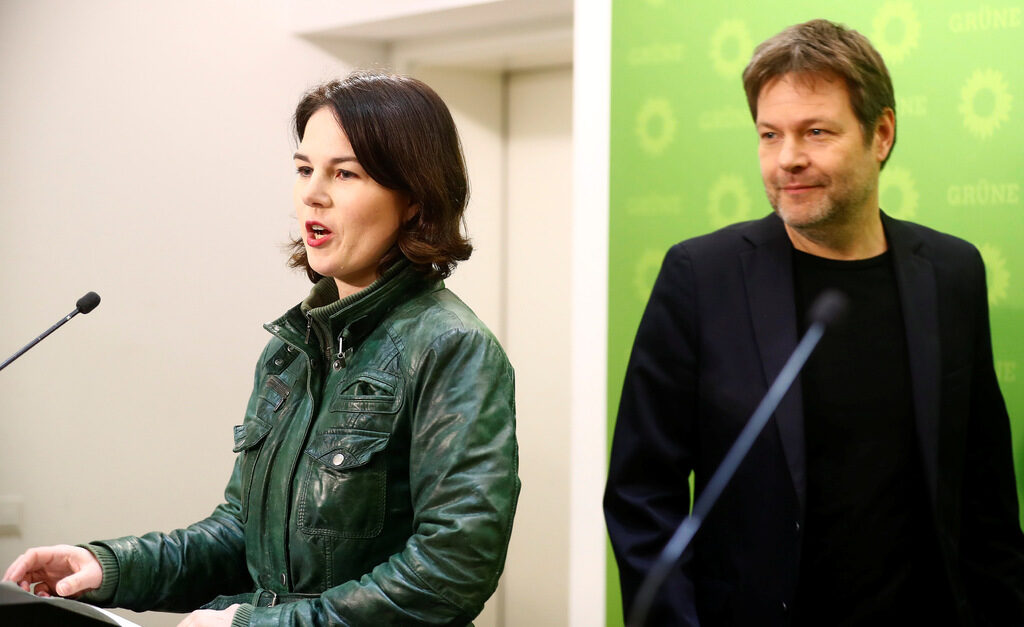 Новите съпредседатели на "Зелените" Роберт Хабек и Аналена Бербок