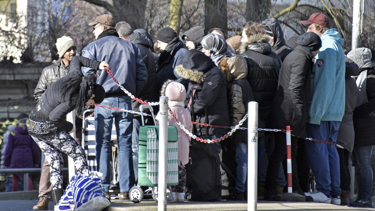 Безплатна храна само за германци? Безплатна храна само за германци?