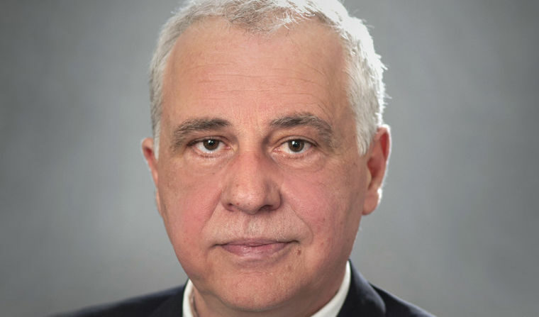 Атанас Кръстин