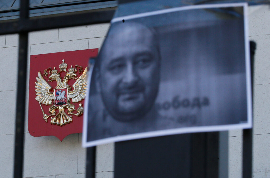 А, да не забравя - проклети да сте А, да не забравя - проклети да сте