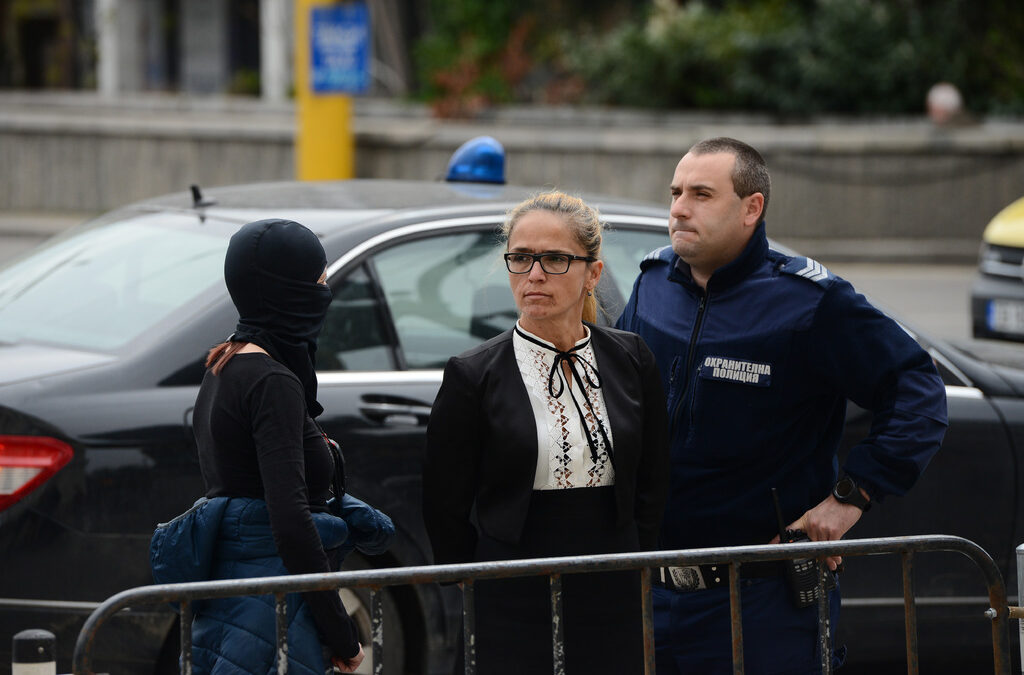 Бившият кмет на "Младост" Десислава Иванчева ще съди България в Страсбург