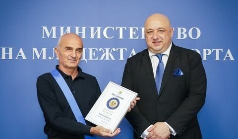 Алпинистът Иван Вълчев получи "Венец на победителя"