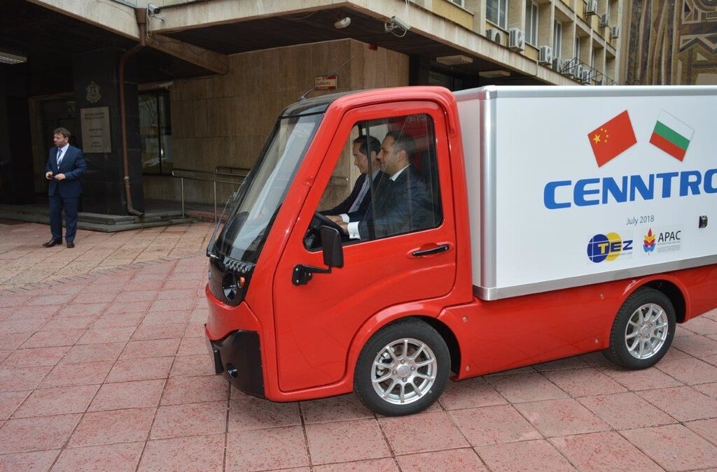 Китайска компания започва сглобяване на електрически камиончета край Пловдив Китайска компания започва сглобяване на електрически камиончета край Пловдив
